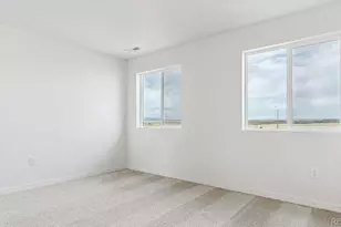 11643 Reagan Rdg Dr, Colorado Springs, CO 80925 - Photo 19