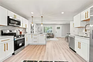 2711 S Linley Ct, Denver, CO 80236 - Photo 7
