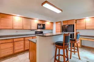 2267 S Yosemite Cir, Denver, CO 80231 - Photo 9