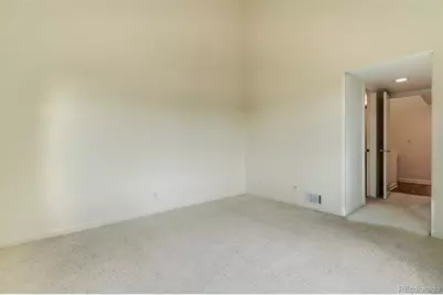 2267 S Yosemite Circle, Denver, CO 80231 - Photo 17