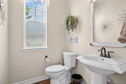 26875 E Clifton Place, Aurora, CO 80016 - Photo 17