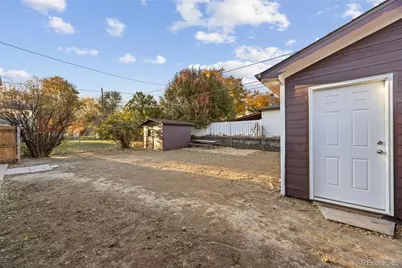 1061 Phillips, Northglenn, CO 80233 - Photo 19