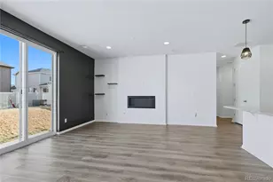 10562 Yosemite St, Commerce City, CO 80640 - Photo 7