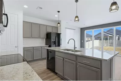 10562 Yosemite Street, Commerce City, CO 80640 - Photo 13