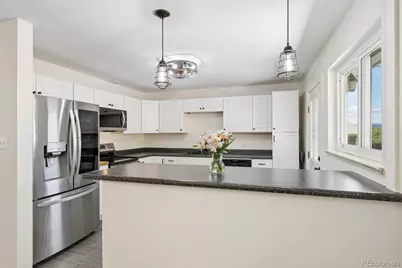 6017 Vivian Court, Arvada, CO 80004 - Photo 5