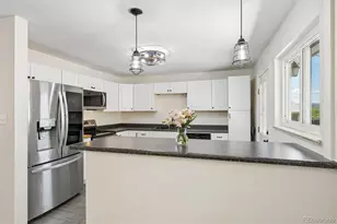 6017 Vivian Ct, Arvada, CO 80004 - Photo 5