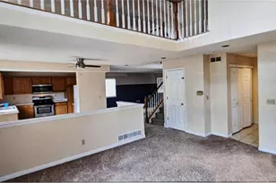 18566 E Greenwood Pl, Aurora, CO 80013 - Photo 5