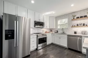 639 W Jamison Cir, Littleton, CO 80120 - Photo 7