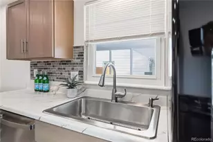 1225 Roslyn St, Denver, CO 80220 - Photo 17