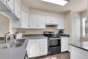 2545 E Nichols Cir, Centennial, CO 80122 - Photo 9