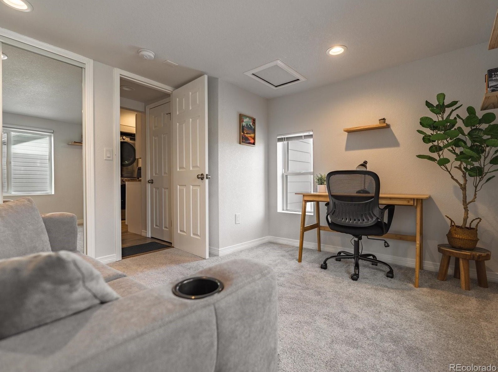2072 Emporia St, Denver CO  80010-1102 exterior