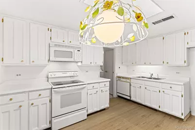 420 S Marion Parkway #602, Denver, CO 80209 - Photo 13