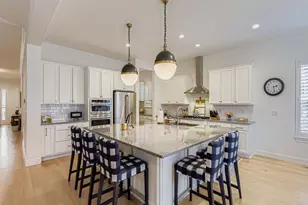 27460 E Lakeview Dr, Aurora, CO 80016 - Photo 5