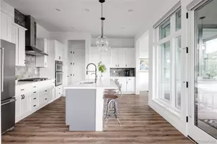 6010 N Perth St, Aurora, CO 80019 - Photo 9