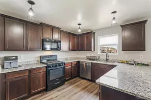 231 Mesa Ave, Lochbuie, CO 80603 - Photo 7