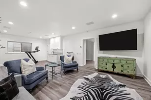 424 Clayton St, Denver, CO 80206 - Photo 41