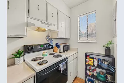 1705 Heatheridge Road #F103, Fort Collins, CO 80526 - Photo 9