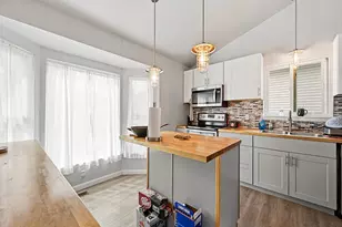 7649 W Frost Dr, Littleton, CO 80128 - Photo 7