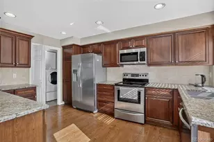 8254 E Phillips Pl, Centennial, CO 80112 - Photo 11