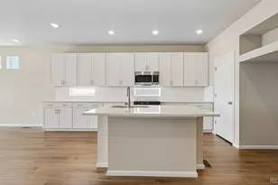 17598 E 103rd Dr, Commerce City, CO 80022 - Photo 9