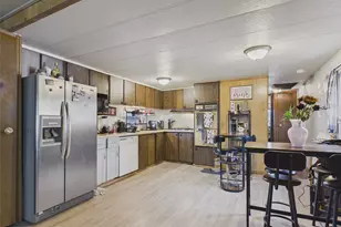 10201 Riverdale Rd, Thornton, CO 80229 - Photo 11