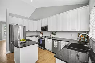 1070 Thornbury Pl, Highlands Ranch, CO 80129 - Photo 11