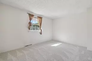 7002 S Knolls Way, Centennial, CO 80122 - Photo 17