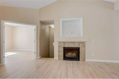 24671 E Kansas Circle, Aurora, CO 80018 - Photo 5