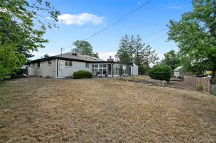 442 Titan Ct, Aurora, CO 80011 - Photo 31