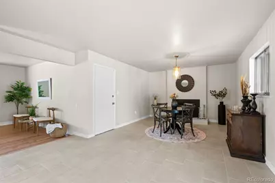 442 Titan Court, Aurora, CO 80011 - Photo 9