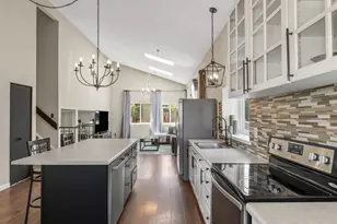 15090 Bolling Dr, Denver, CO 80239 - Photo 5