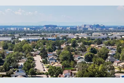15090 Bolling Drive, Denver, CO 80239 - Photo 35
