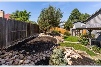 15090 Bolling Drive, Denver, CO 80239 - Photo 29