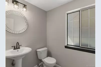 15090 Bolling Drive, Denver, CO 80239 - Photo 15
