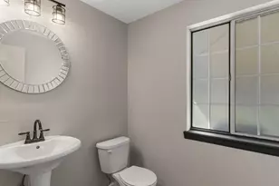 15090 Bolling Dr, Denver, CO 80239 - Photo 15