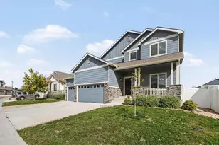 4519 Longmead Dr, Windsor, CO 80550 - Photo 1