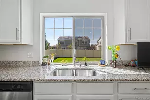 5017 Liverpool St, Denver, CO 80249 - Photo 9