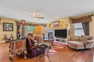 8251 S Quatar Cir, Aurora, CO 80016 - Photo 5