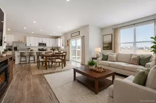 46557 Sunrise Ct, Bennett, CO 80102 - Photo 1