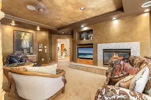 183 E Greenway Ave, Pueblo, CO 81007 - Photo 7