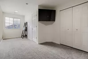 5255 Memphis Street, Denver, CO 80239 - Photo 15