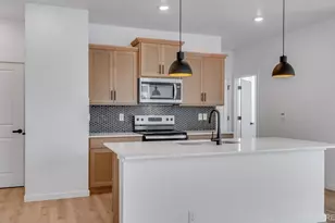 1913 Sorghum Wy, Johnstown, CO 80534 - Photo 3