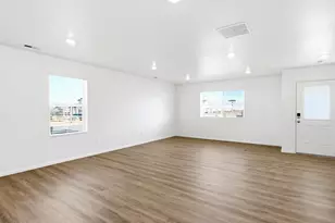 6545 N Nepal St, Aurora, CO 80019 - Photo 5