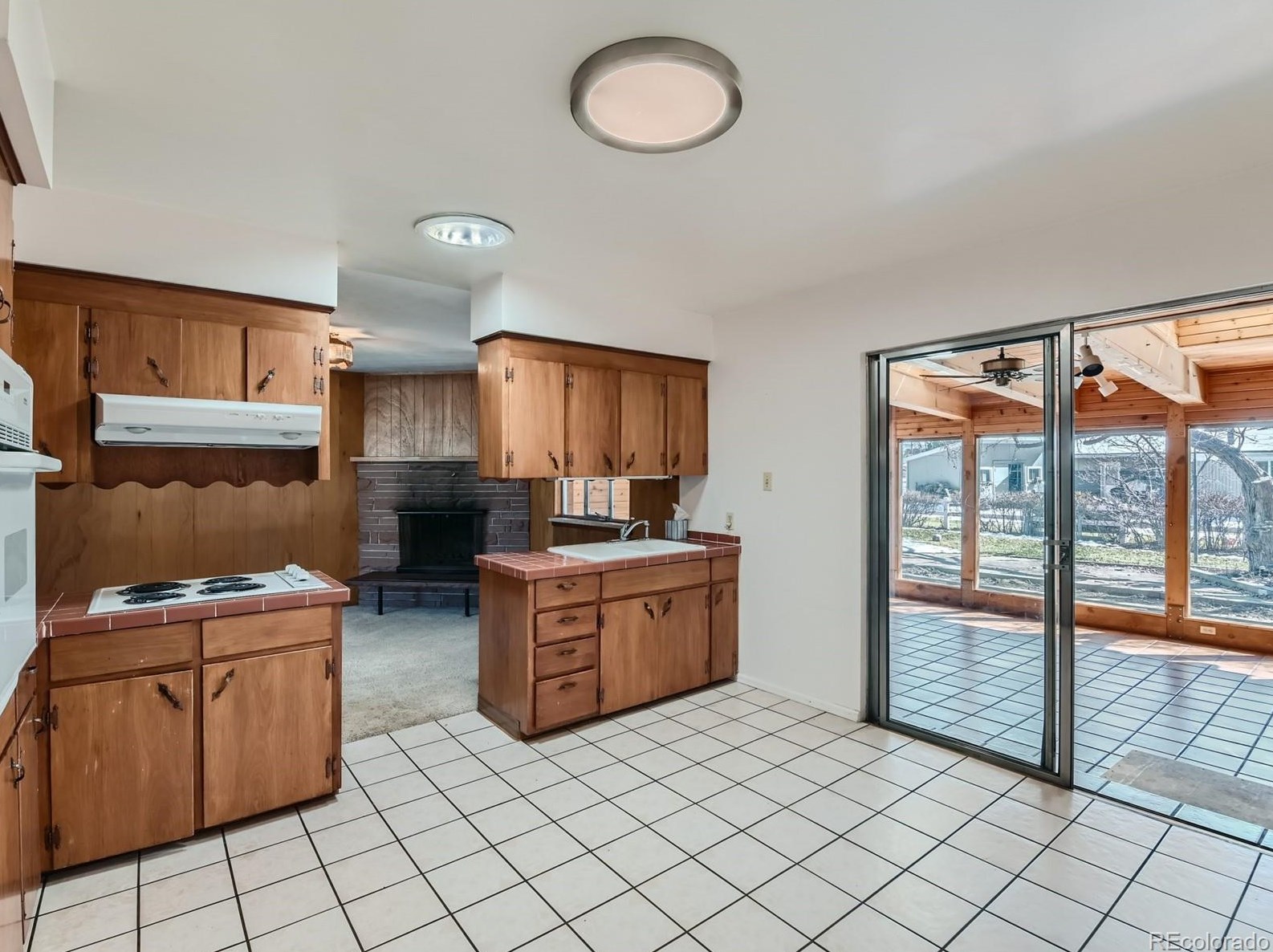 9020 Ithaca Pl, Denver CO  80235-1608 exterior
