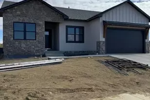 348 Arrowhead Dr, Florence, CO 81226 - Photo 3