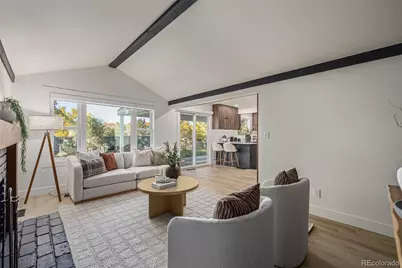 6703 S Locust Court, Centennial, CO 80112 - Photo 11