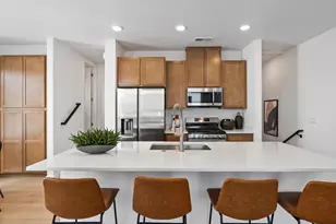 2060 S Holly St, Denver, CO 80222 - Photo 11