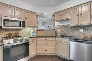 7250 Eastmoor Dr, Denver, CO 80237 - Photo 5
