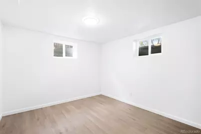 4831 E Asbury Avenue, Denver, CO 80222 - Photo 15