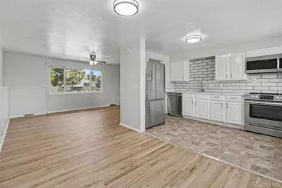 3241 Billings Street, Aurora, CO 80011 - Photo 5